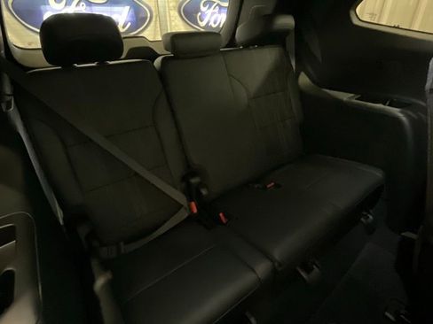 Used 2026 Buick Enclave Avenir w/ Super Cruise Package image 13