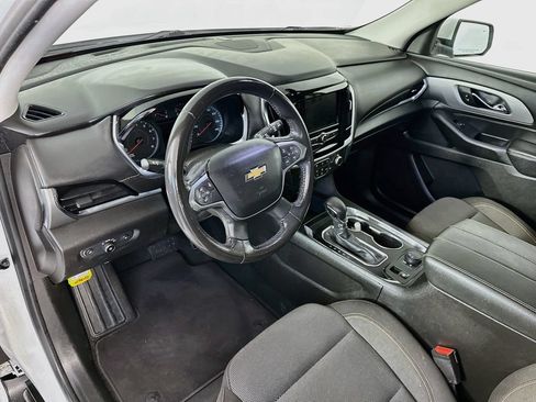 Used 2021 Chevrolet Traverse LT w/ LPO, Cargo Package FWD image 29