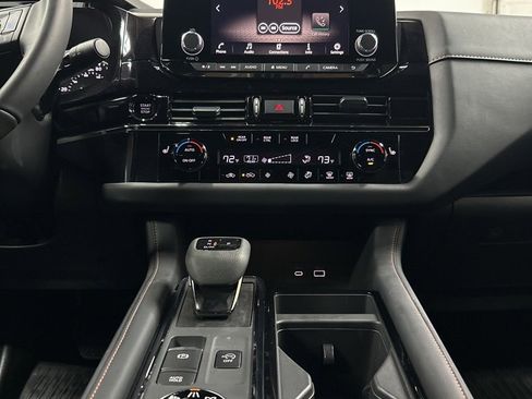 Used 2025 Nissan Pathfinder Rock Creek image 25