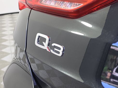 Certified 2022 Audi Q3 2.0T Premium Plus w/ Premium Plus Package AWD/4WD image 12