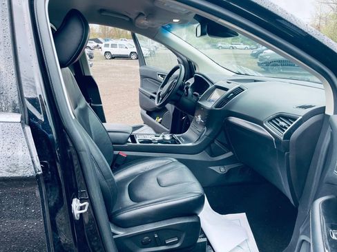 Used 2020 Ford Edge Titanium w/ Cargo Accessory Package AWD/4WD image 23