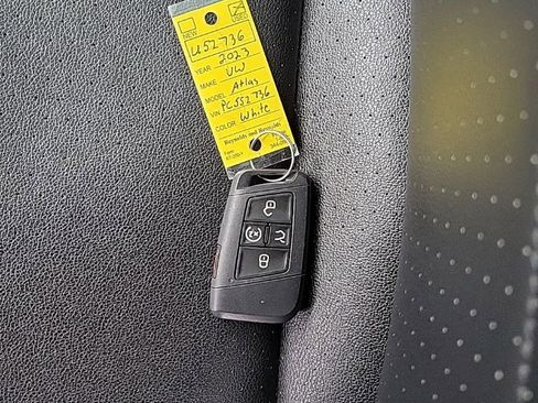 Used 2023 Volkswagen Atlas SEL R-Line image 36