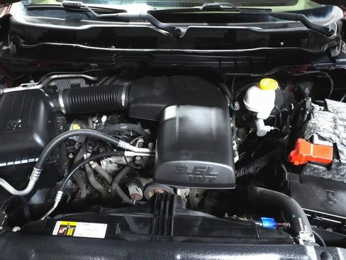 Used 2018 RAM 1500 Big Horn image 9