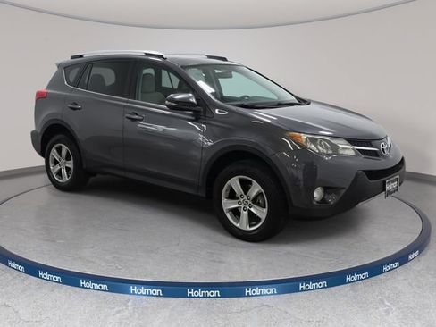 Used 2015 Toyota RAV4 XLE AWD/4WD image 3