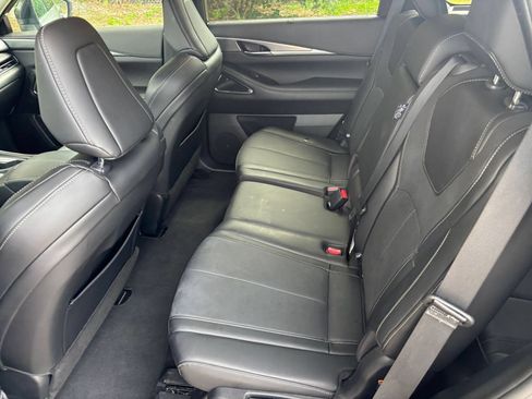 Used 2026 INFINITI QX60 Luxe FWD image 24