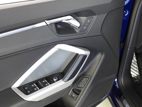 Used 2022 Audi Q3 2.0T Premium w/ Convenience Package image 12