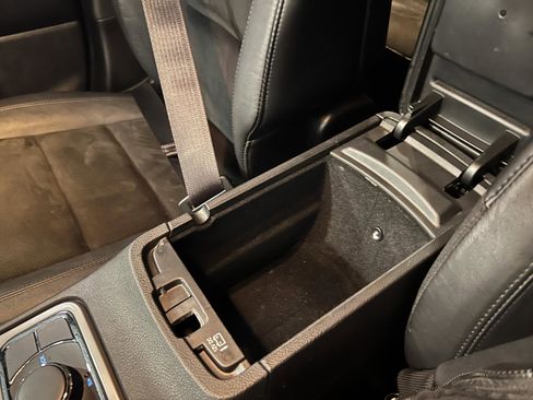 Used 2022 Jeep Grand Cherokee Laredo X image 21