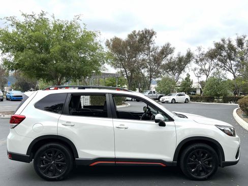 Used 2019 Subaru Forester Sport image 9