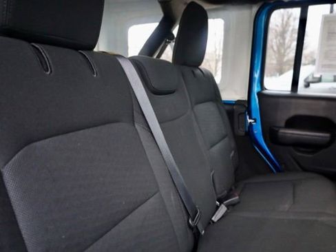 Used 2021 Jeep Wrangler Unlimited Sport image 31