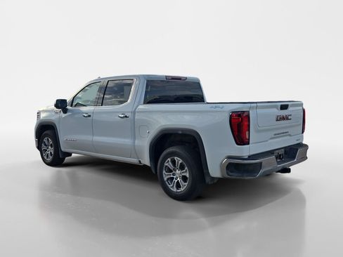 Used 2025 GMC Sierra 1500 SLT AWD/4WD image 3