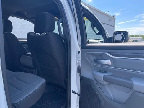 Used 2022 RAM 1500 Big Horn AWD/4WD image 30
