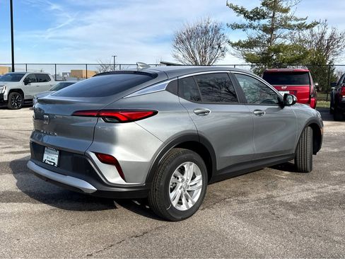 New 2026 Buick Envista Preferred w/ Convenience I Package image 2