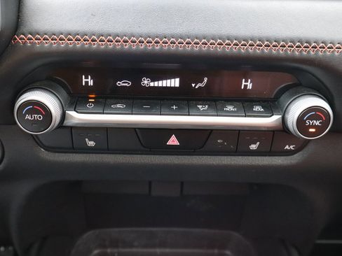 Used 2024 MAZDA CX-50 AWD 2.5 Turbo w/ Cargo Package image 11