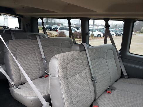 Used 2016 Chevrolet Express 3500 LT w/ LT Preferred Equipment Group image 13