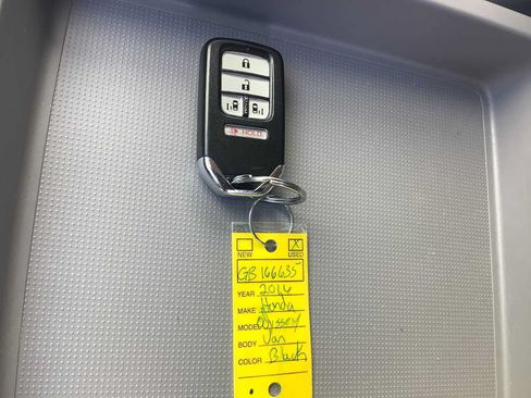Used 2016 Honda Odyssey SE image 20