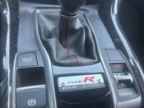 Used 2018 Honda Civic Type R image 20
