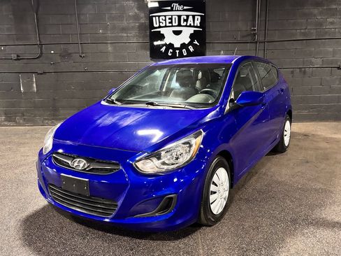Used 2012 Hyundai Accent GS FWD image 1