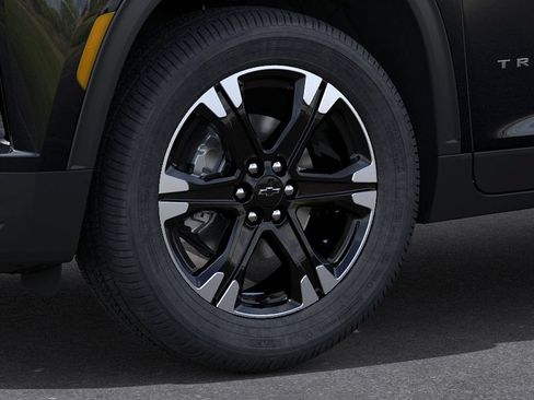 New 2027 Chevrolet Traverse LT w/ Sun and Wheel Package AWD/4WD image 9