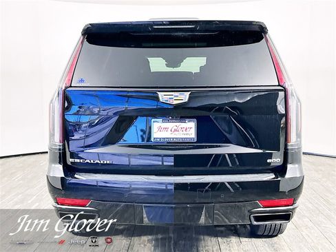 Used 2023 Cadillac Escalade Sport image 5