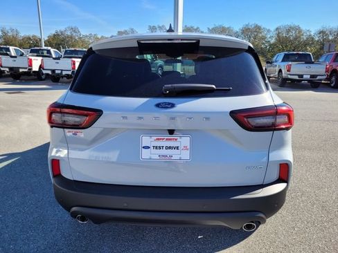 New 2026 Ford Escape ST-Line w/ Tech Pack #1 AWD/4WD image 34