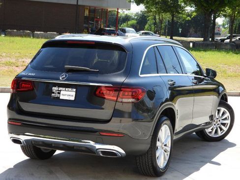 Used 2020 Mercedes-Benz GLC 300 image 8