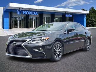 Used 2017 Lexus ES 350 w/ Navigation System Package FWD video 1