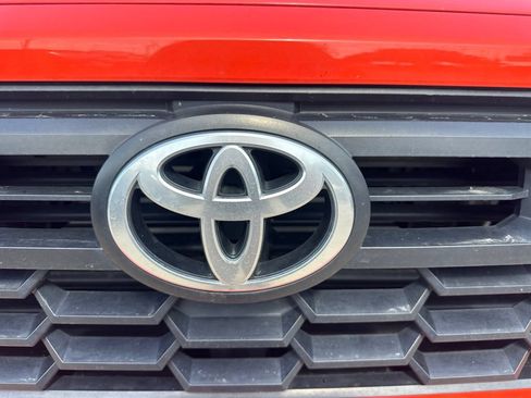 Used 2024 Toyota Tacoma TRD Off-Road AWD/4WD image 10