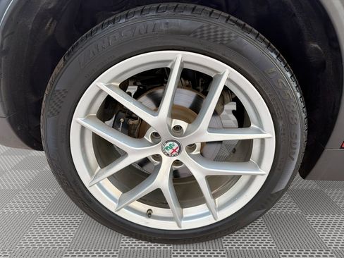 Used 2018 Alfa Romeo Stelvio Ti Sport AWD/4WD image 30