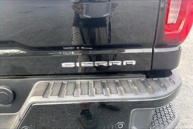 Used 2023 GMC Sierra 2500 Denali w/ Denali Ultimate Package AWD/4WD image 25