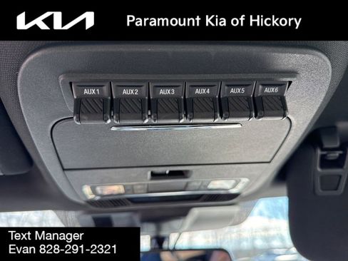 Used 2022 Ford F150 Raptor w/ Convenience Package image 32