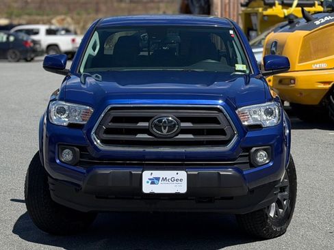 Used 2023 Toyota Tacoma SR5 AWD/4WD image 2