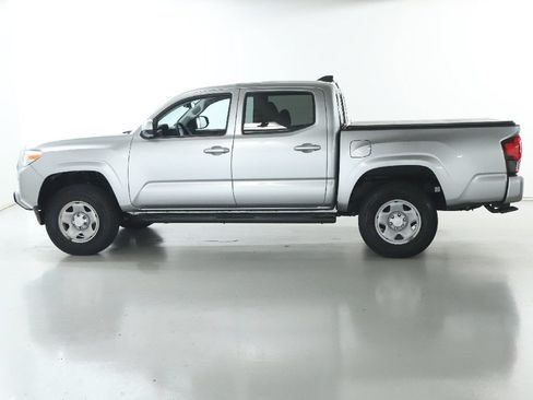 Used 2023 Toyota Tacoma SR AWD/4WD image 35