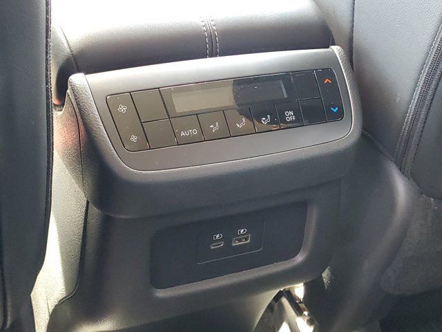Certified 2023 Nissan Pathfinder SL AWD/4WD image 26