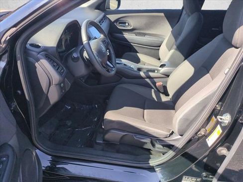 Used 2021 Honda HR-V Sport image 14