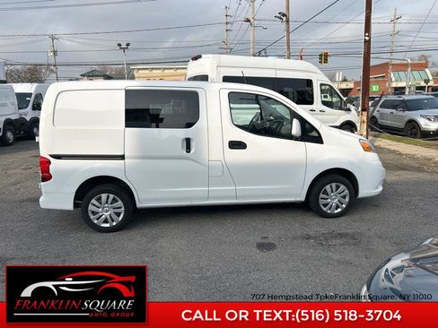 Used 2021 Nissan NV200 SV w/ Sliding Door Glass Package image 6