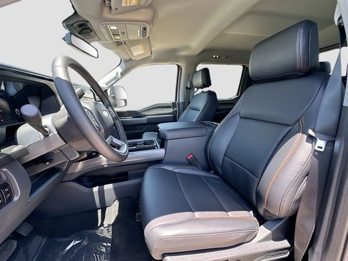 New 2026 Ford F250 4x4 Crew Cab Super Duty image 15
