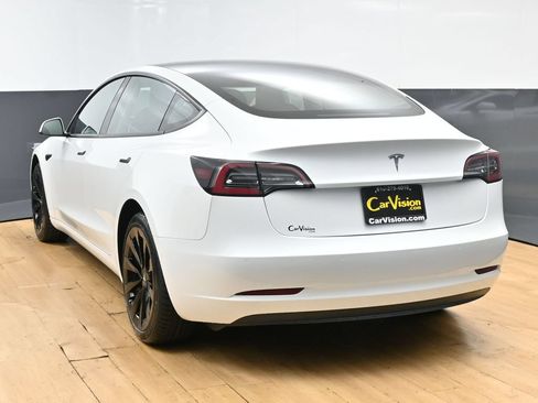 Used 2022 Tesla Model 3 RWD image 6