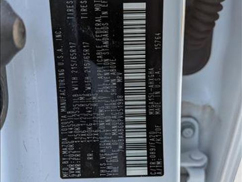 Certified 2023 Toyota Corolla Cross LE image 15