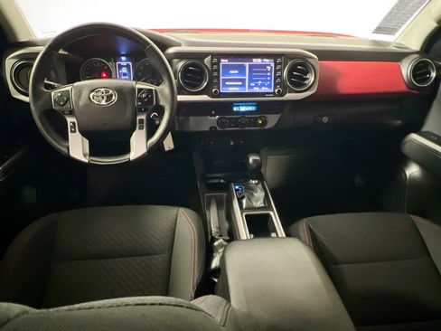Used 2022 Toyota Tacoma SR5 image 29