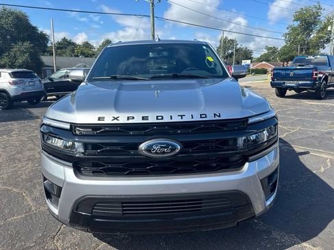 Used 2024 Ford Expedition Limited RWD image 8
