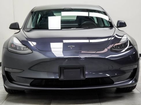 Used 2023 Tesla Model 3 Standard Range RWD image 5