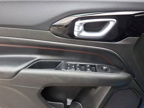 Used 2024 Jeep Compass Trailhawk image 12