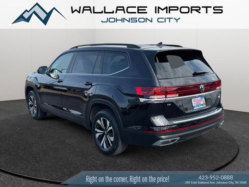 Certified 2024 Volkswagen Atlas SE AWD/4WD image 3