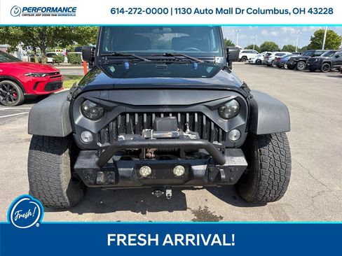 Used 2017 Jeep Wrangler Sport w/ Quick Order Package 24S AWD/4WD image 3