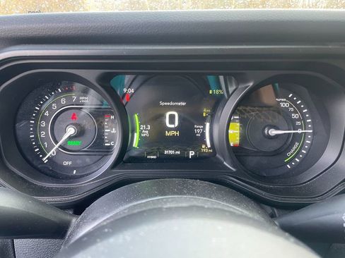 Used 2024 Jeep Wrangler Sport S w/ Convenience Group image 18