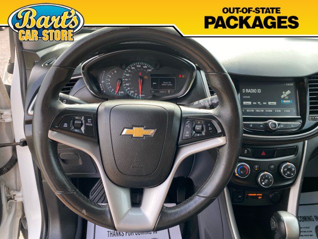 Used 2017 Chevrolet Trax LT w/ LT Convenience Package AWD/4WD image 28