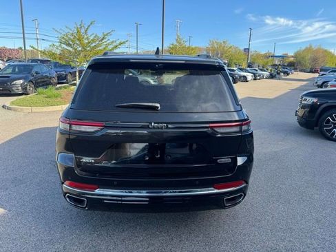 Used 2023 Jeep Grand Cherokee Overland w/ Luxury Tech Group IV AWD/4WD image 8