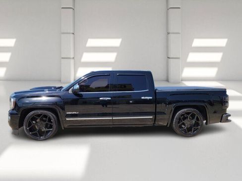 Used 2014 GMC Sierra 1500 Denali RWD image 4