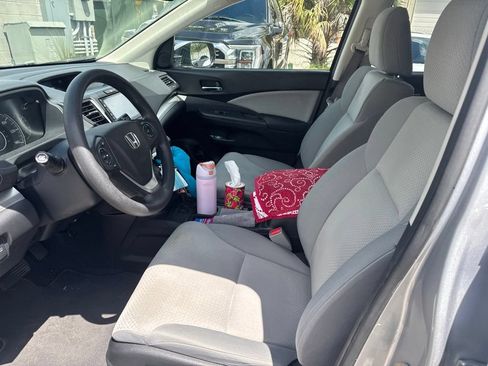 Used 2016 Honda CR-V EX image 2