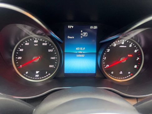 Used 2019 Mercedes-Benz C 300 Sedan image 56
